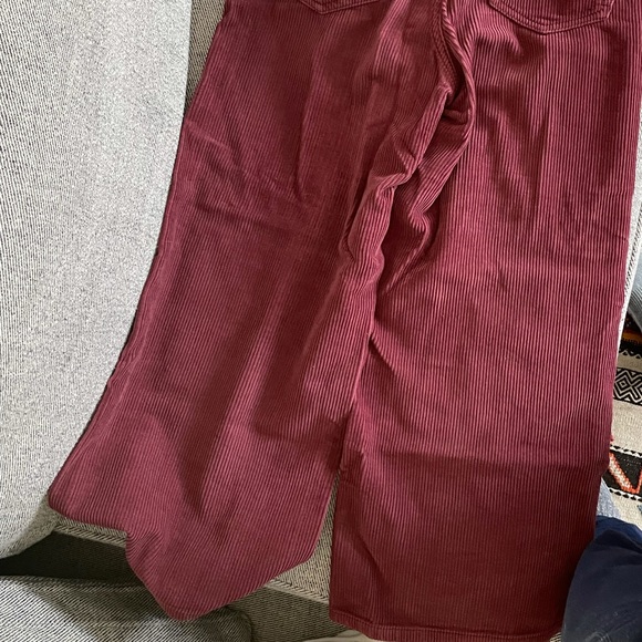 Topshop Wide Legged Cropped Corduroy Pant - Picture 3 of 3
